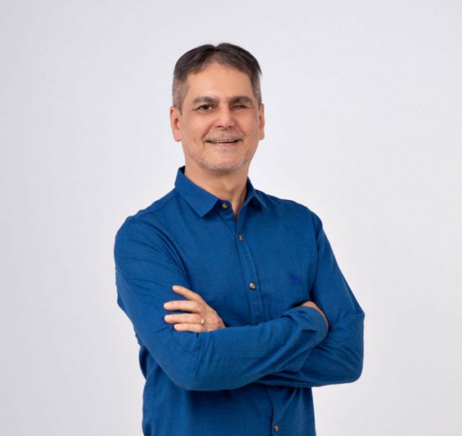 Irom Marques Parreira recebe alta após 35 dias internado, vítima de tentativa de assalto.