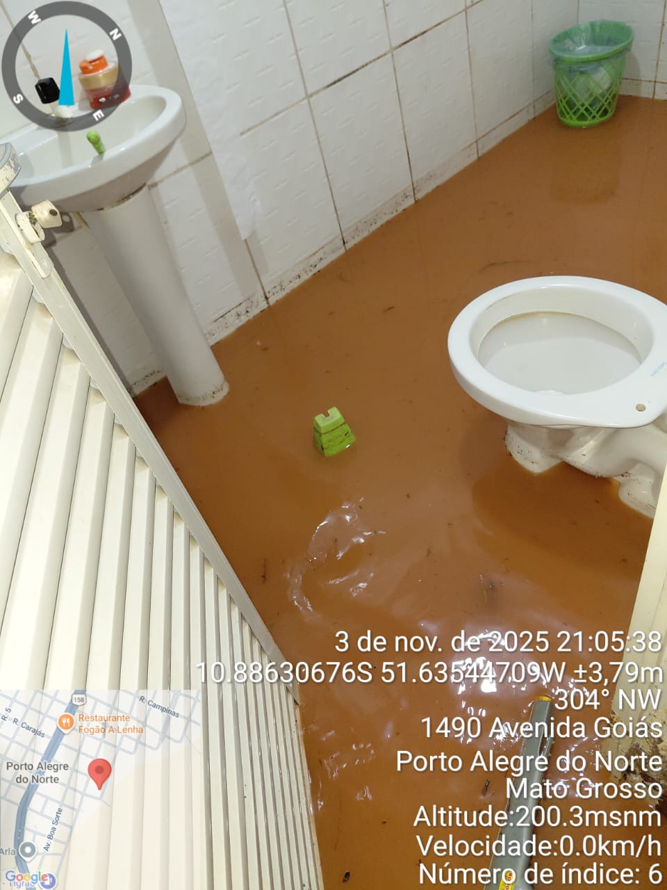 FORTE CHUVA ALAGA CASAS E DESTRÓI MÓVEIS EM PORTO ALEGRE DO NORTE.